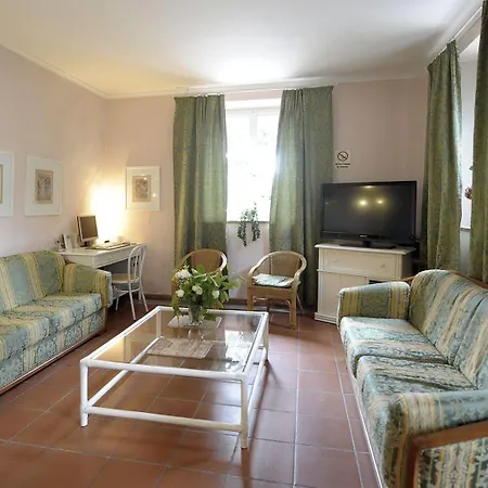 Belvedere Hotel 3*